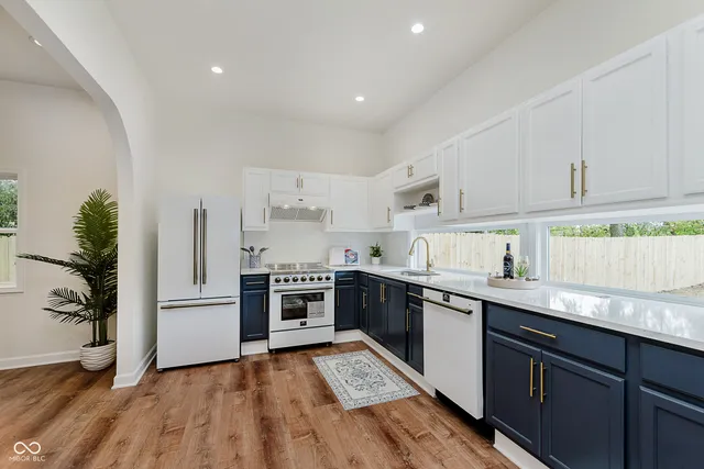 $420,000 | 917 Iowa Street, Indianapolis, IN 46203