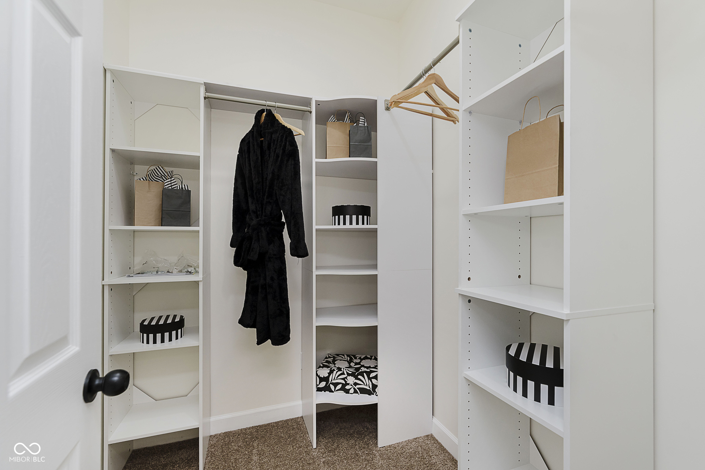 917 Iowa Street Indianapolis, IN 46203 - Photo 18 of 34