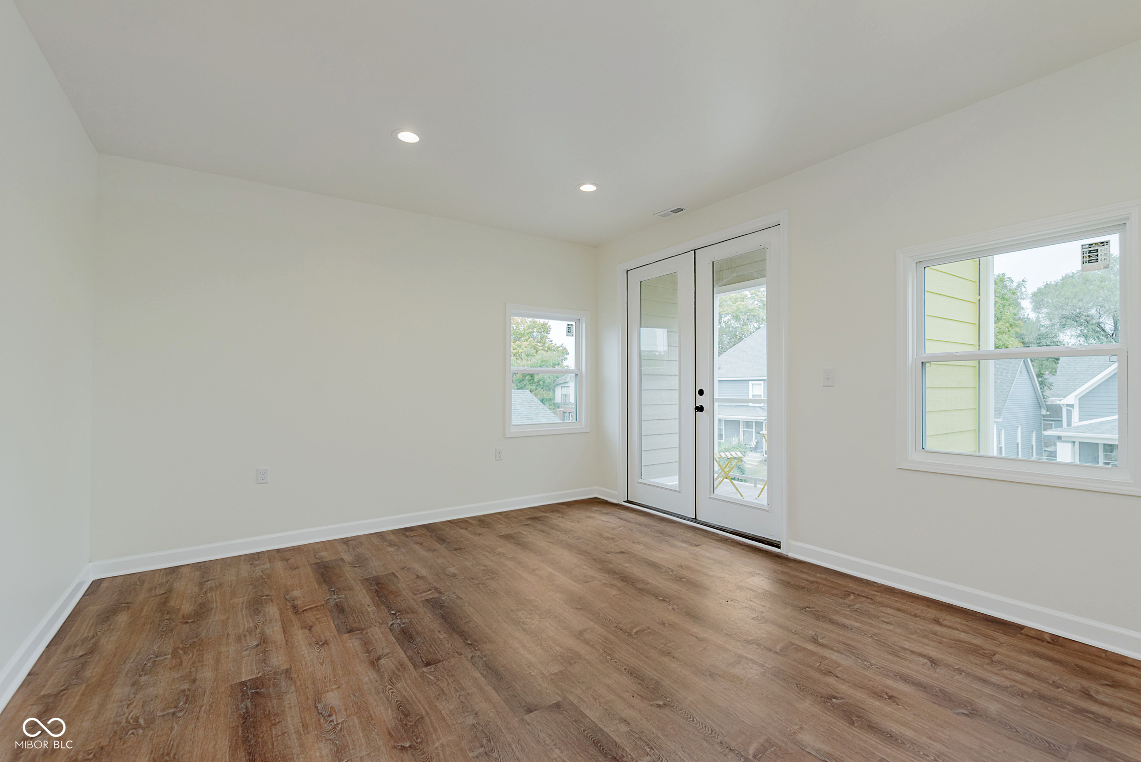 917 Iowa Street Indianapolis, IN 46203 - Photo 19 of 34