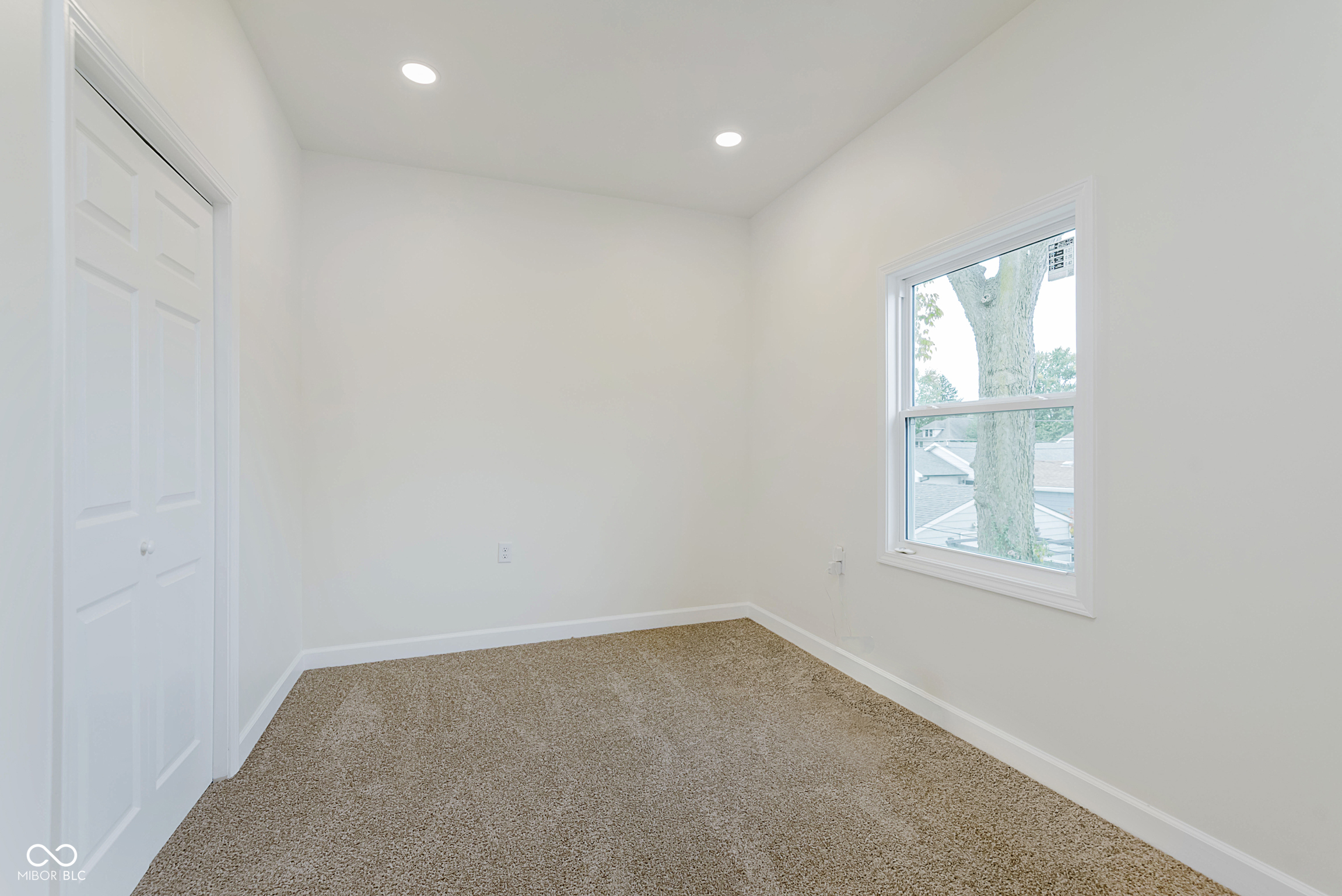 917 Iowa Street Indianapolis, IN 46203 - Photo 22 of 34