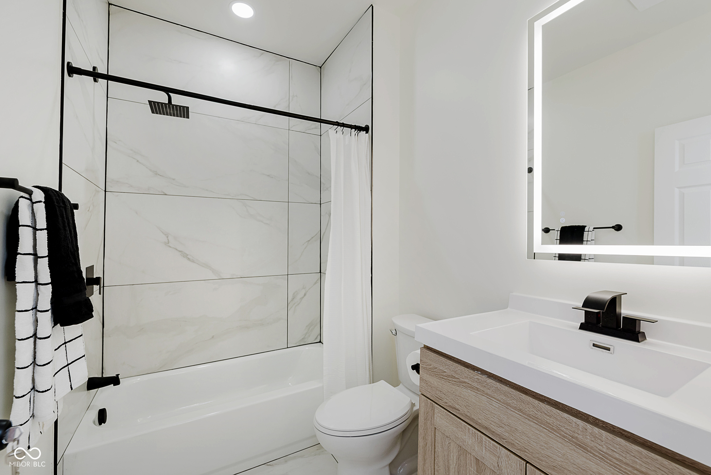 917 Iowa Street Indianapolis, IN 46203 - Photo 26 of 34