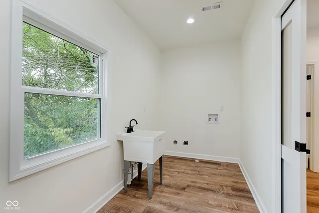 $420,000 | 917 Iowa Street, Indianapolis, IN 46203