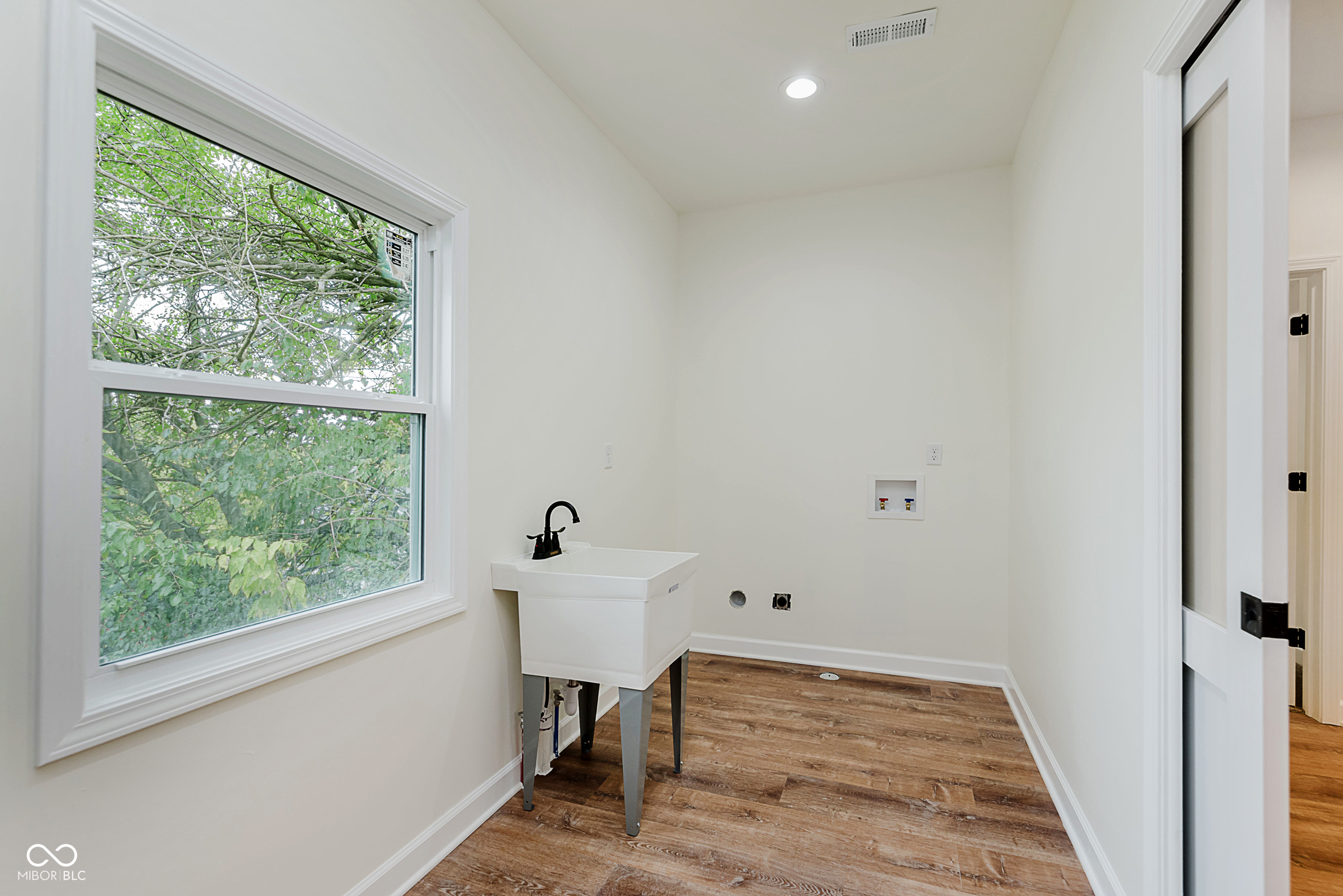 917 Iowa Street Indianapolis, IN 46203 - Photo 29 of 34