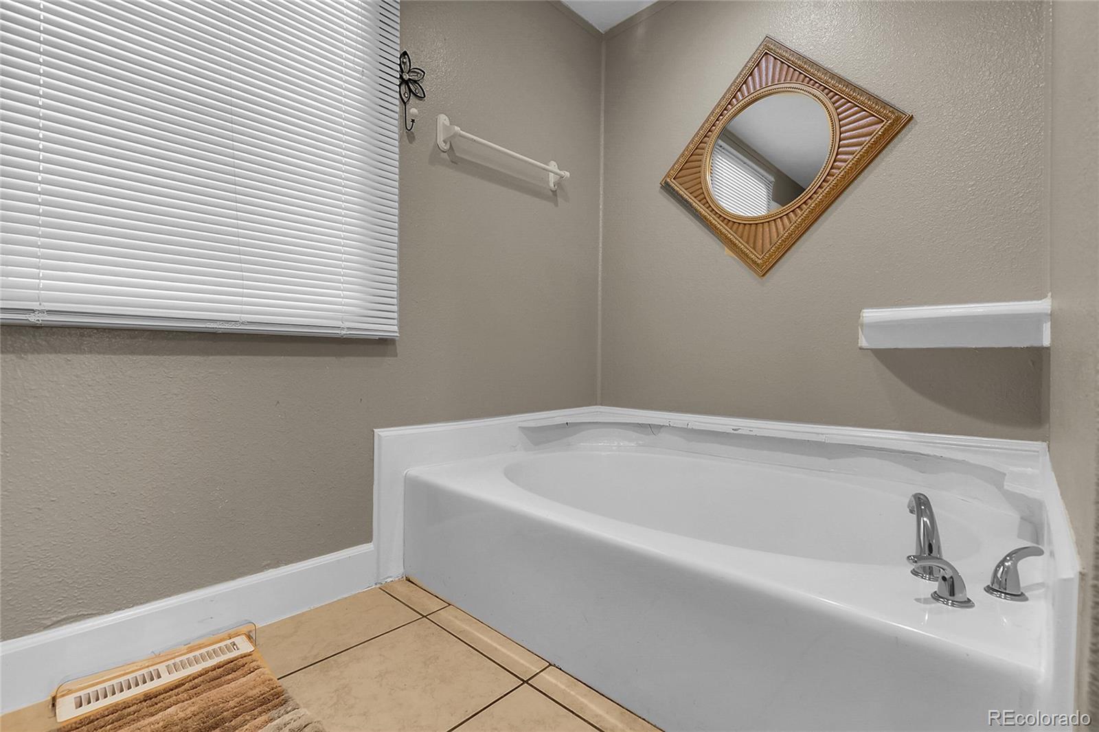 10201 Riverdale Road Thornton, CO 80233 - Photo 20 of 43