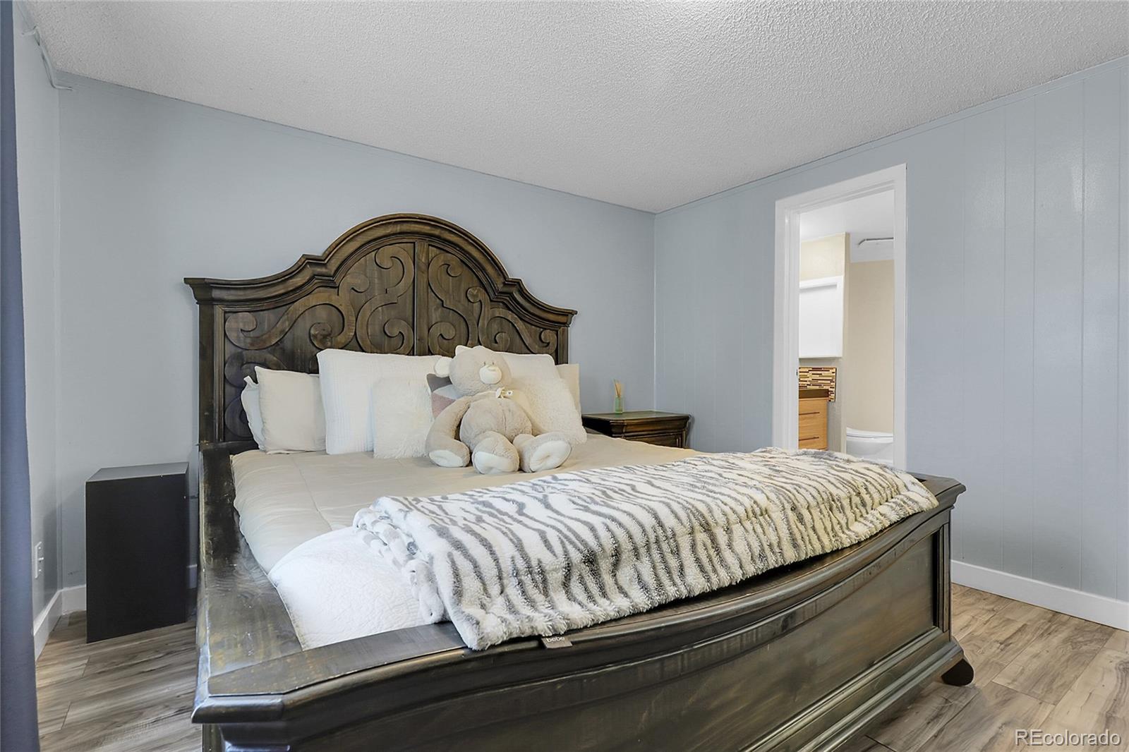 10201 Riverdale Road Thornton, CO 80233 - Photo 22 of 43