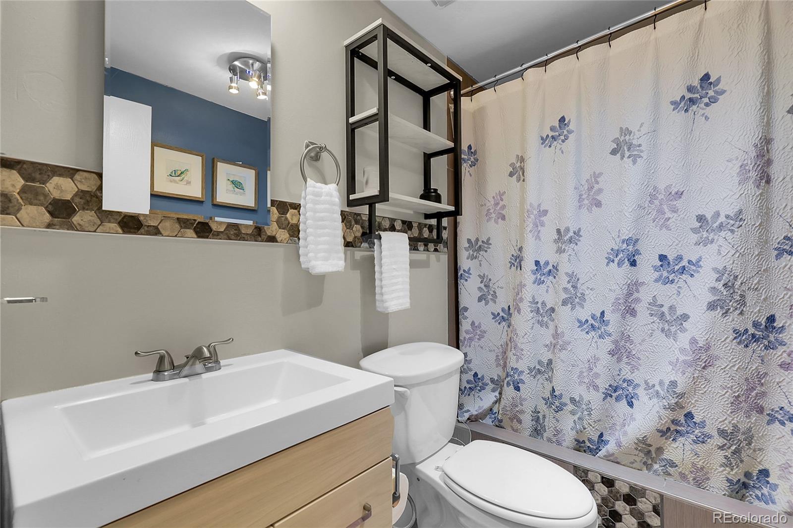 10201 Riverdale Road Thornton, CO 80233 - Photo 23 of 43