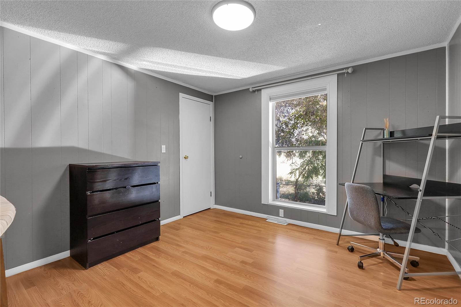 10201 Riverdale Road Thornton, CO 80233 - Photo 24 of 43