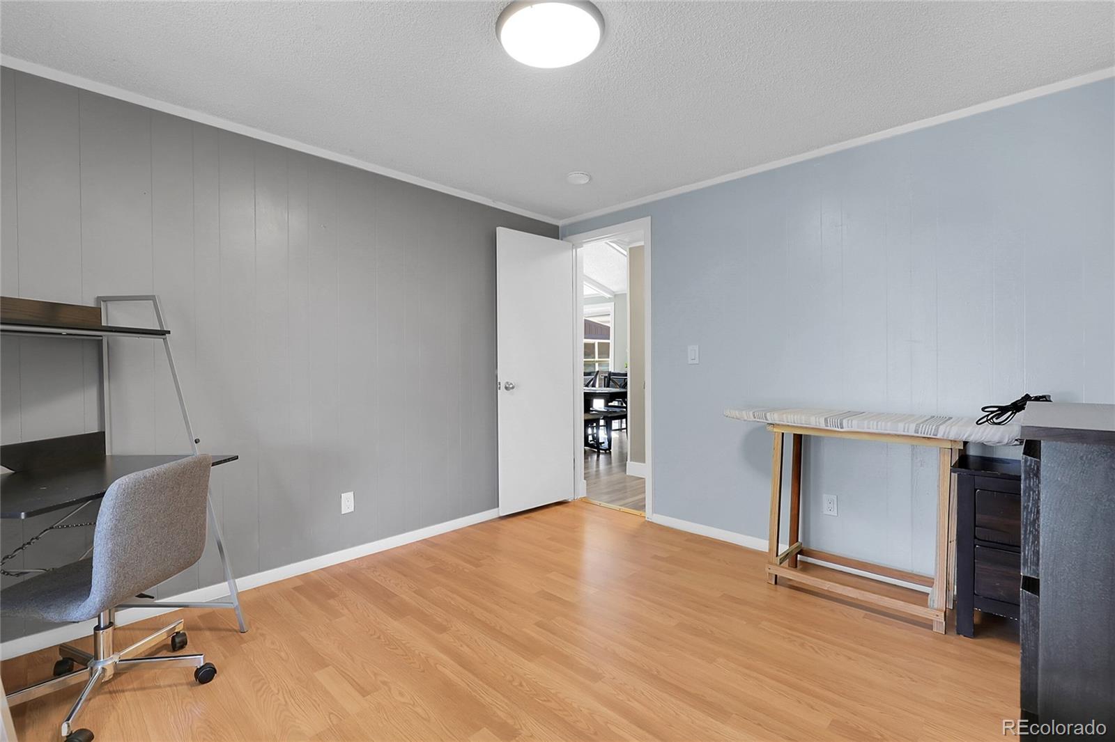 10201 Riverdale Road Thornton, CO 80233 - Photo 25 of 43