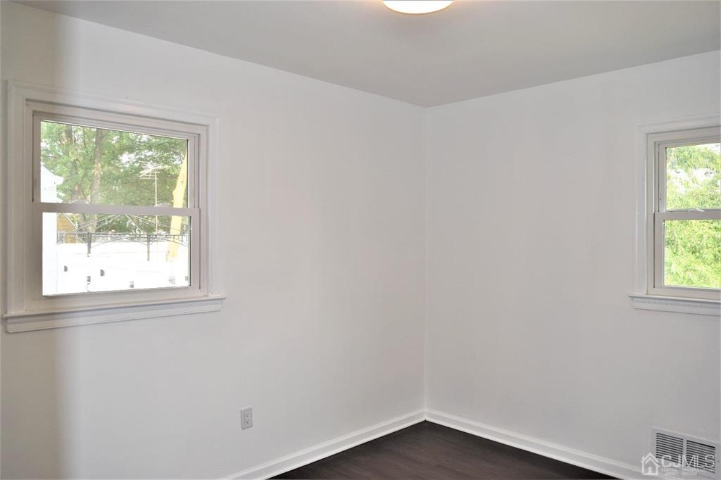 19 Sine Road Edison, NJ 08817 - Photo 11 of 21 an empty room with a window
