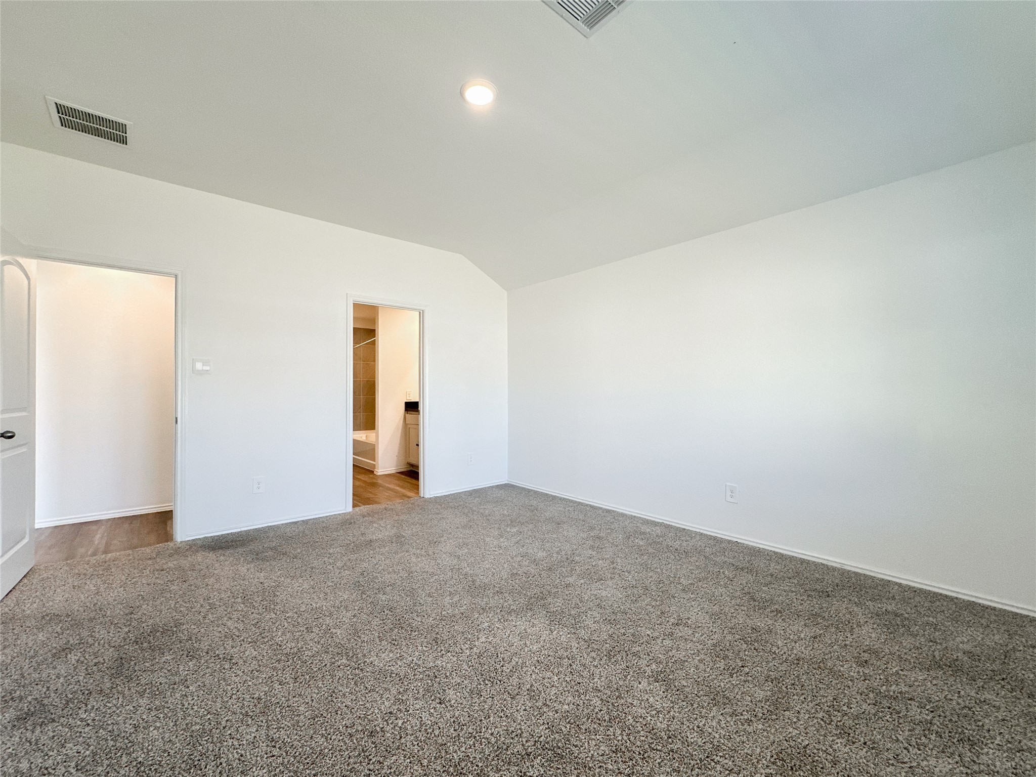 5715 Vintage Oakmont Drive Spring, TX 77373 - Photo 31 of 39 a view of an empty room
