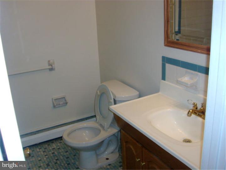 901 Bridgewater Road Bensalem, PA 19020 - Photo 14 of 25 Bathroom