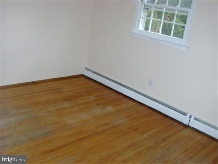 901 Bridgewater Road Bensalem, PA 19020 - Photo 17 of 25 Bedroom