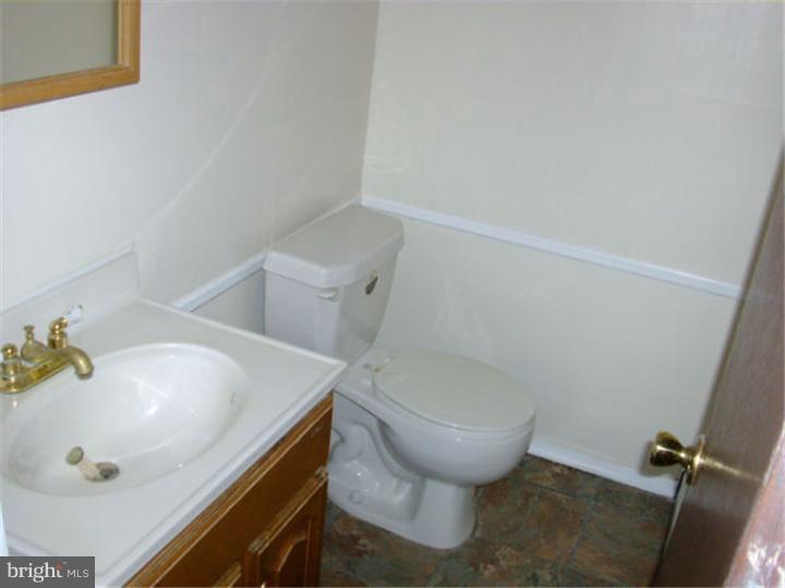 901 Bridgewater Road Bensalem, PA 19020 - Photo 20 of 25 Bathroom