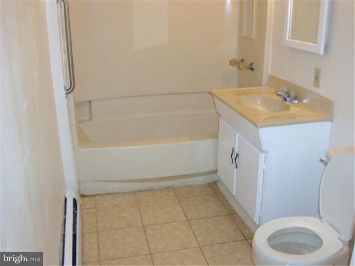 901 Bridgewater Road Bensalem, PA 19020 - Photo 24 of 25 Bathroom