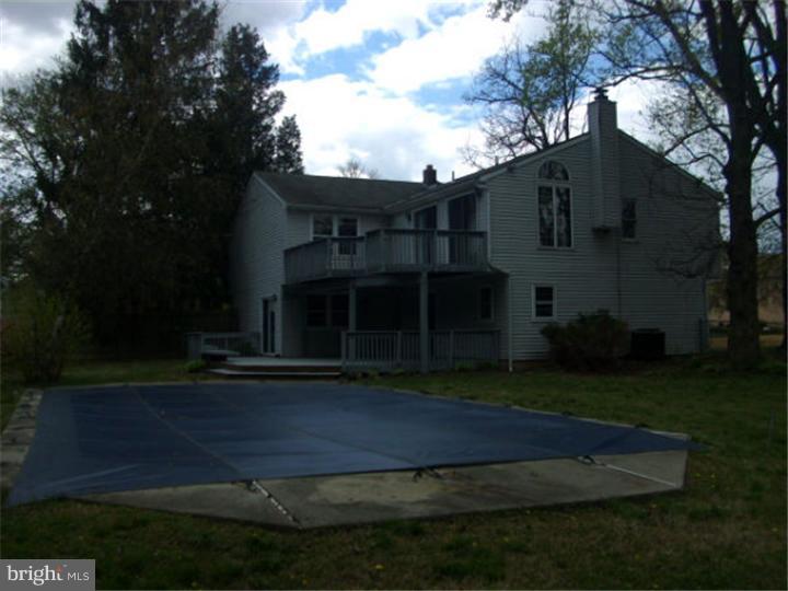 901 Bridgewater Road Bensalem, PA 19020 - Photo 25 of 25 Exterior Back