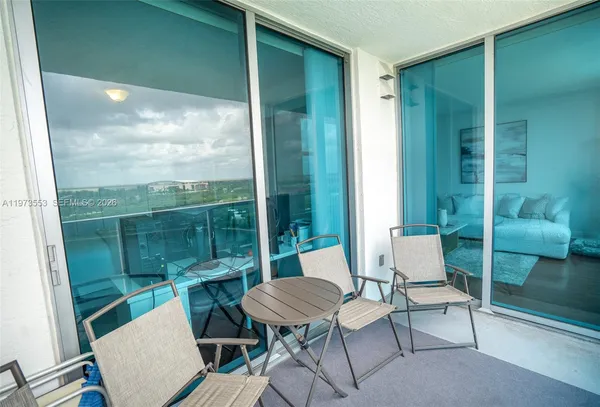 $3,000 | 2641 North Flamingo Road, Unit 1603N, Sunrise, FL 33323