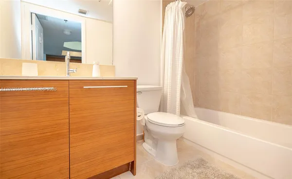 $3,000 | 2641 North Flamingo Road, Unit 1603N, Sunrise, FL 33323