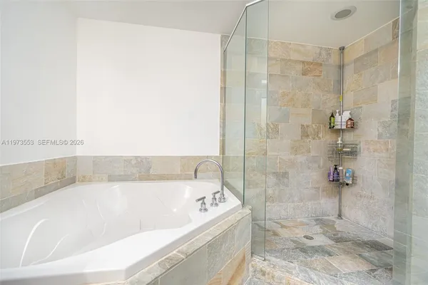 $3,000 | 2641 North Flamingo Road, Unit 1603N, Sunrise, FL 33323