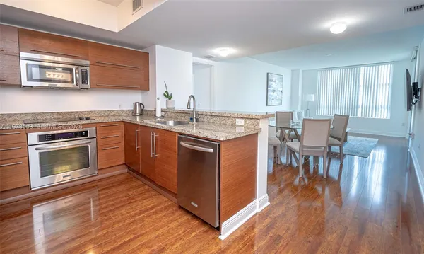 $3,000 | 2641 North Flamingo Road, Unit 1603N, Sunrise, FL 33323