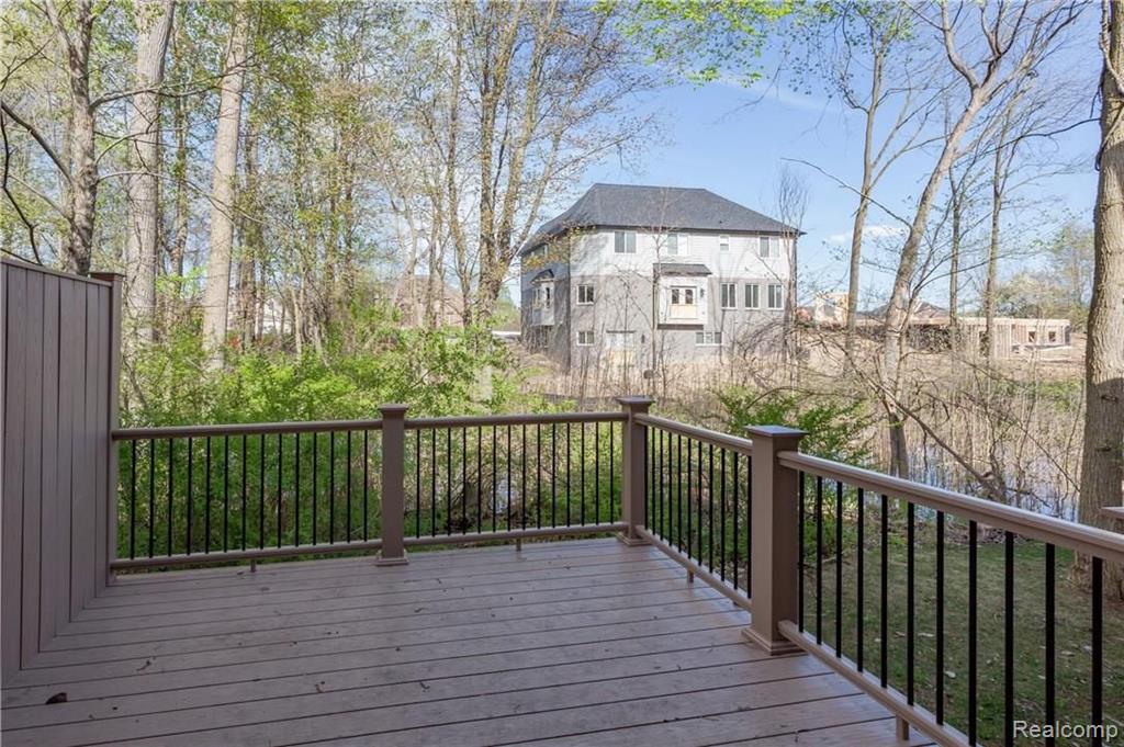 4213 Oak Arbor Crest Court Rochester, MI 48306 - Photo 24 of 30