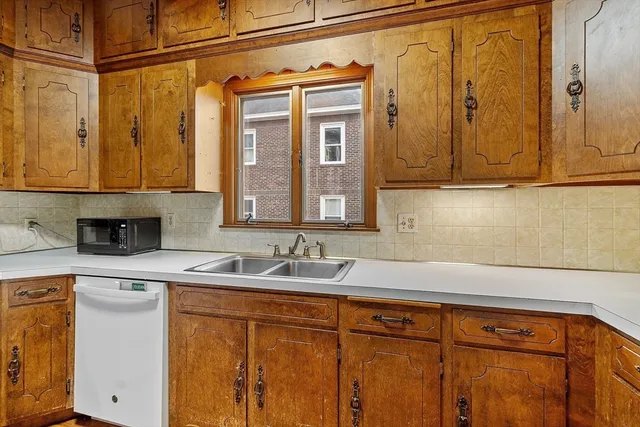 $625,000 | 548 Fletcher Street, Lowell, MA 01854