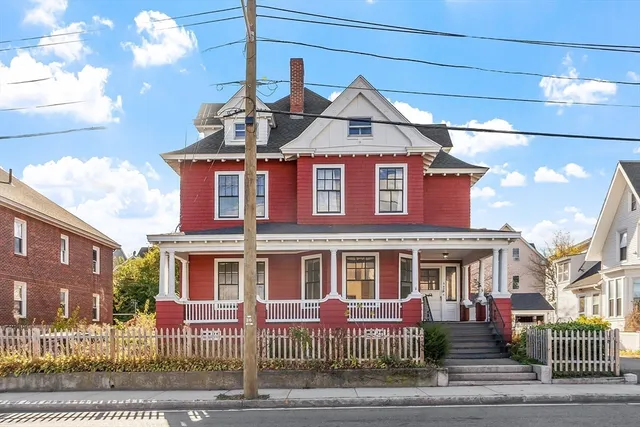 $625,000 | 548 Fletcher Street, Lowell, MA 01854
