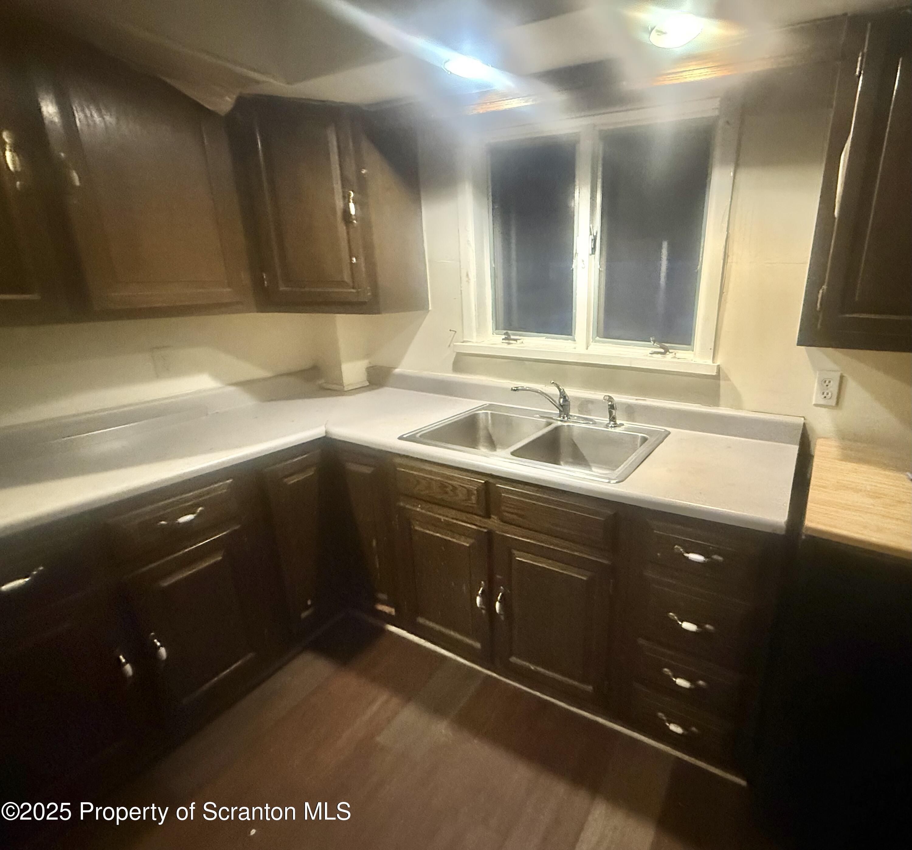 526 North Fillmore Avenue Scranton, PA 18504 - Photo 3 of 6