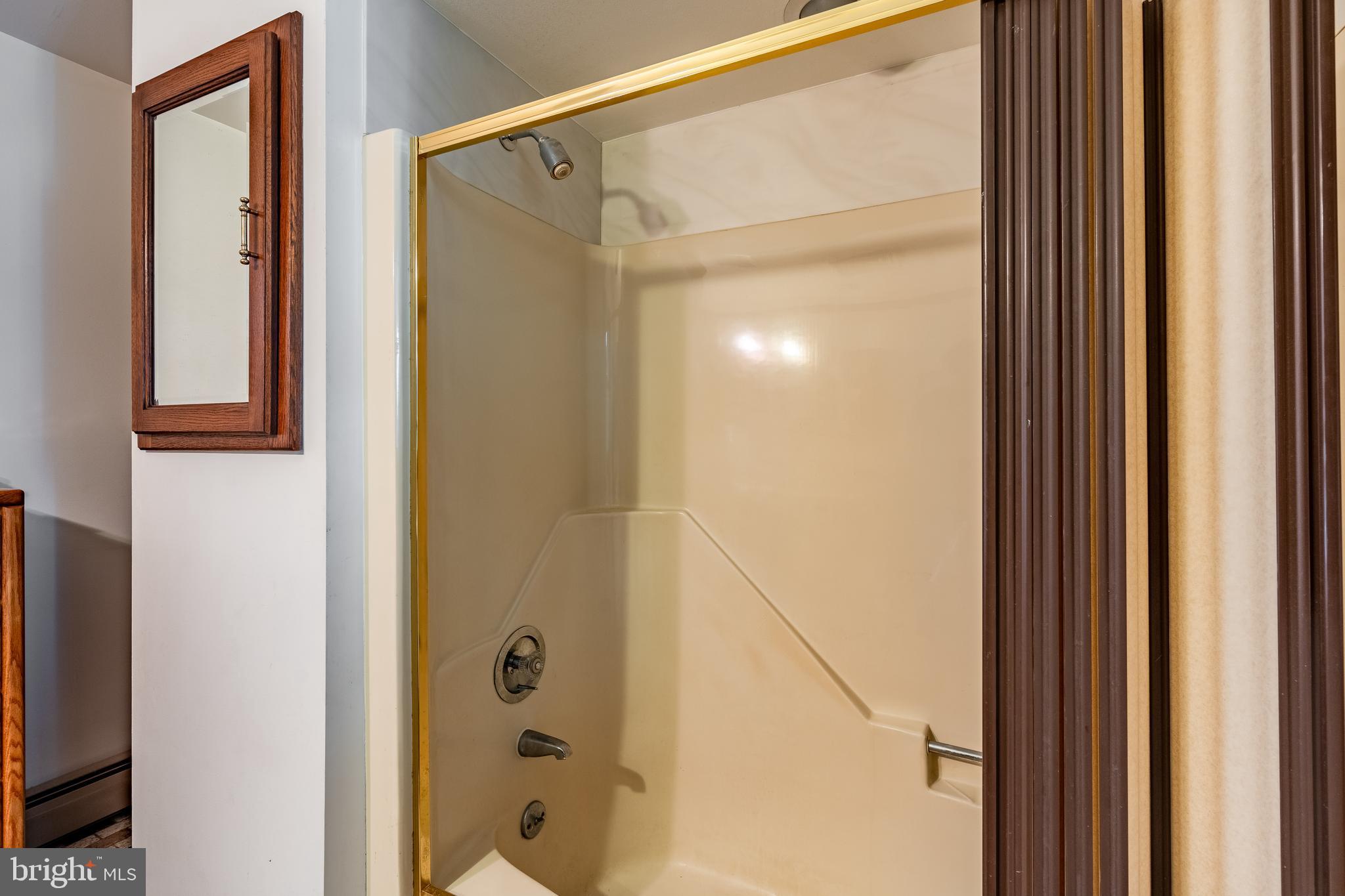 300 Angora Road Reading, PA 19602 - Photo 5 of 11