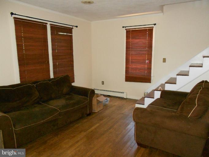 2036 Conowingo Road Rising Sun, MD 21911 - Photo 8 of 27 Living Room