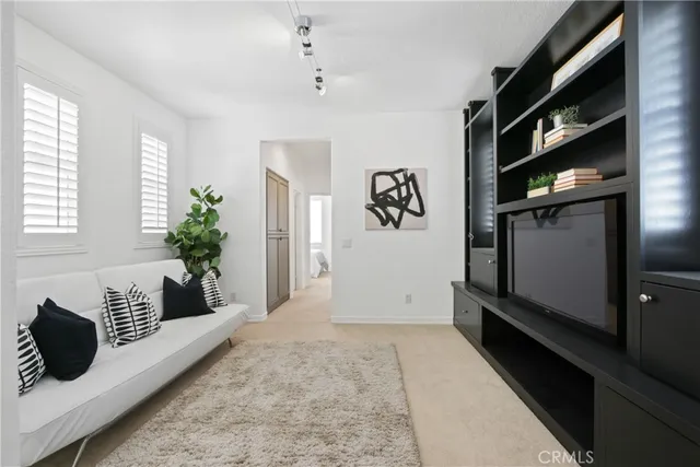 $1,249,900 | 9 Paddock Place, Ladera Ranch, CA 92694