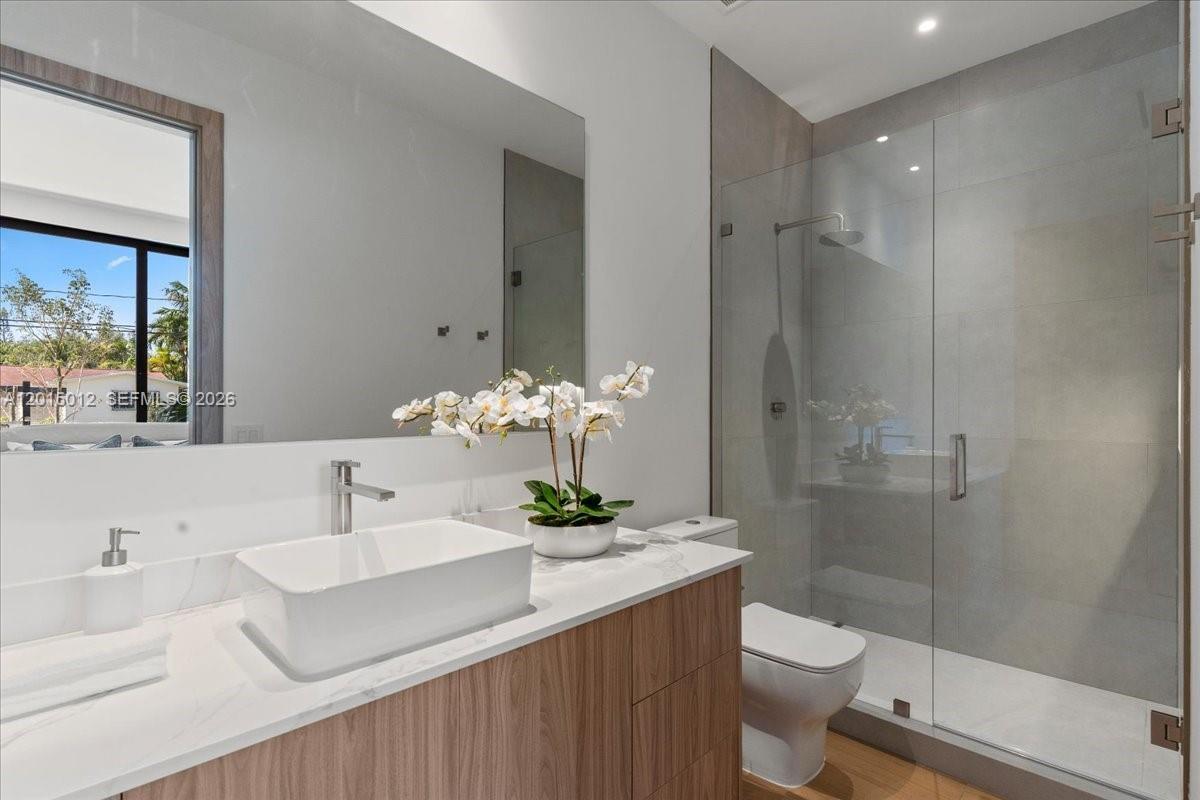 2175 Southwest 25th Street Miami, FL 33133 - Photo 19 of 39