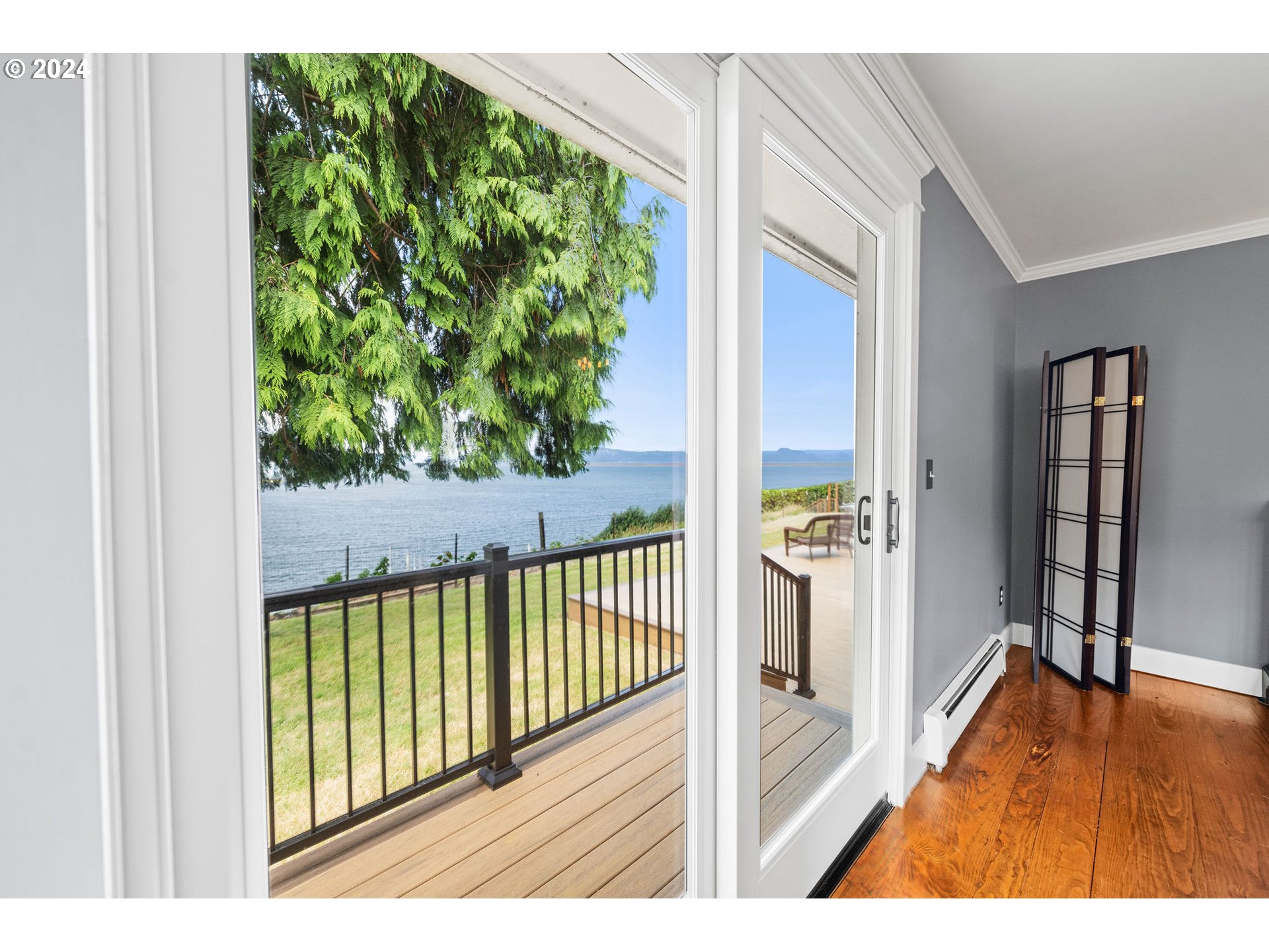 92992 Labeck Road Astoria, OR 97103 - Photo 35 of 48 Balcony