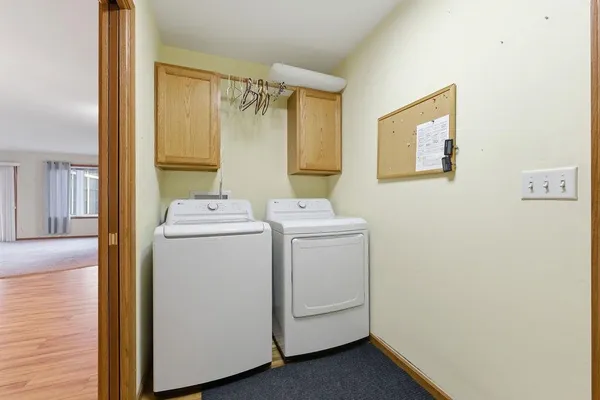 $259,900 | 1399 West South Park Avenue, Oshkosh, WI 54902