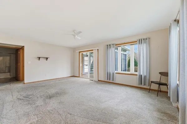 $259,900 | 1399 West South Park Avenue, Oshkosh, WI 54902