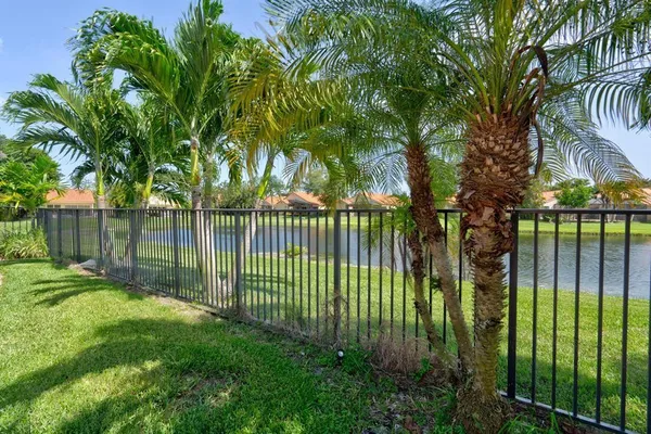 $6,500 | 8410 Brussels Way, Boca Raton, FL 33434