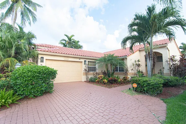 $6,500 | 8410 Brussels Way, Boca Raton, FL 33434