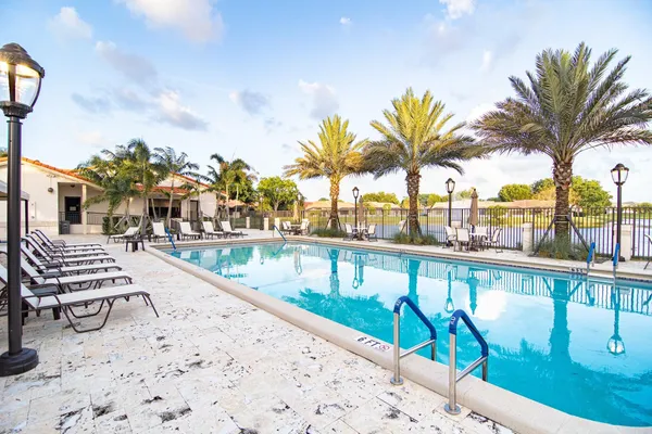 $6,500 | 8410 Brussels Way, Boca Raton, FL 33434