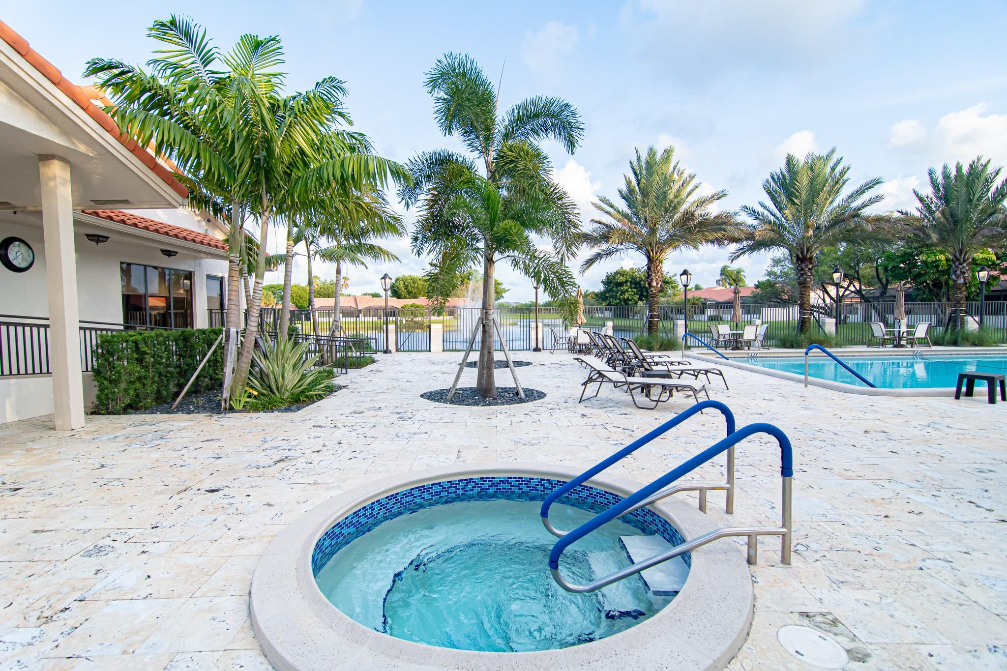 8410 Brussels Way Boca Raton, FL 33434 - Photo 46 of 69 COMMUNITY JACUZZI