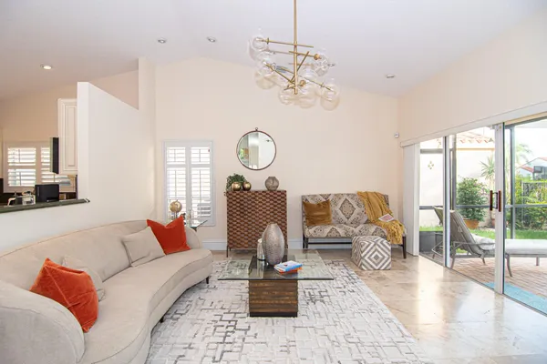 $6,500 | 8410 Brussels Way, Boca Raton, FL 33434