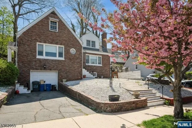 $699,000 | 118-120 Nolton Street, Belleville, NJ 07109