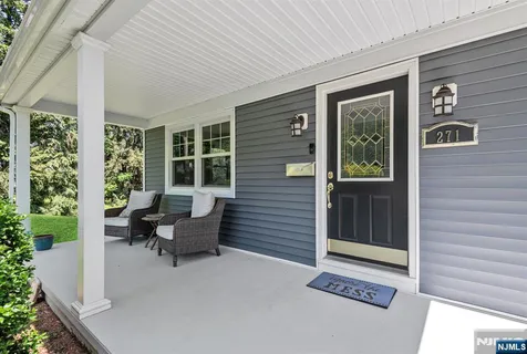 $875,000 | 271 Cedar Hill Avenue, Wyckoff, NJ 07481