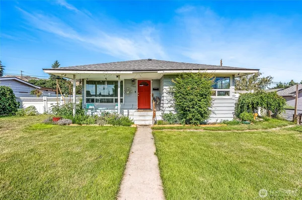 $430,000 | 1308 South Poe Street, Wenatchee, WA 98801