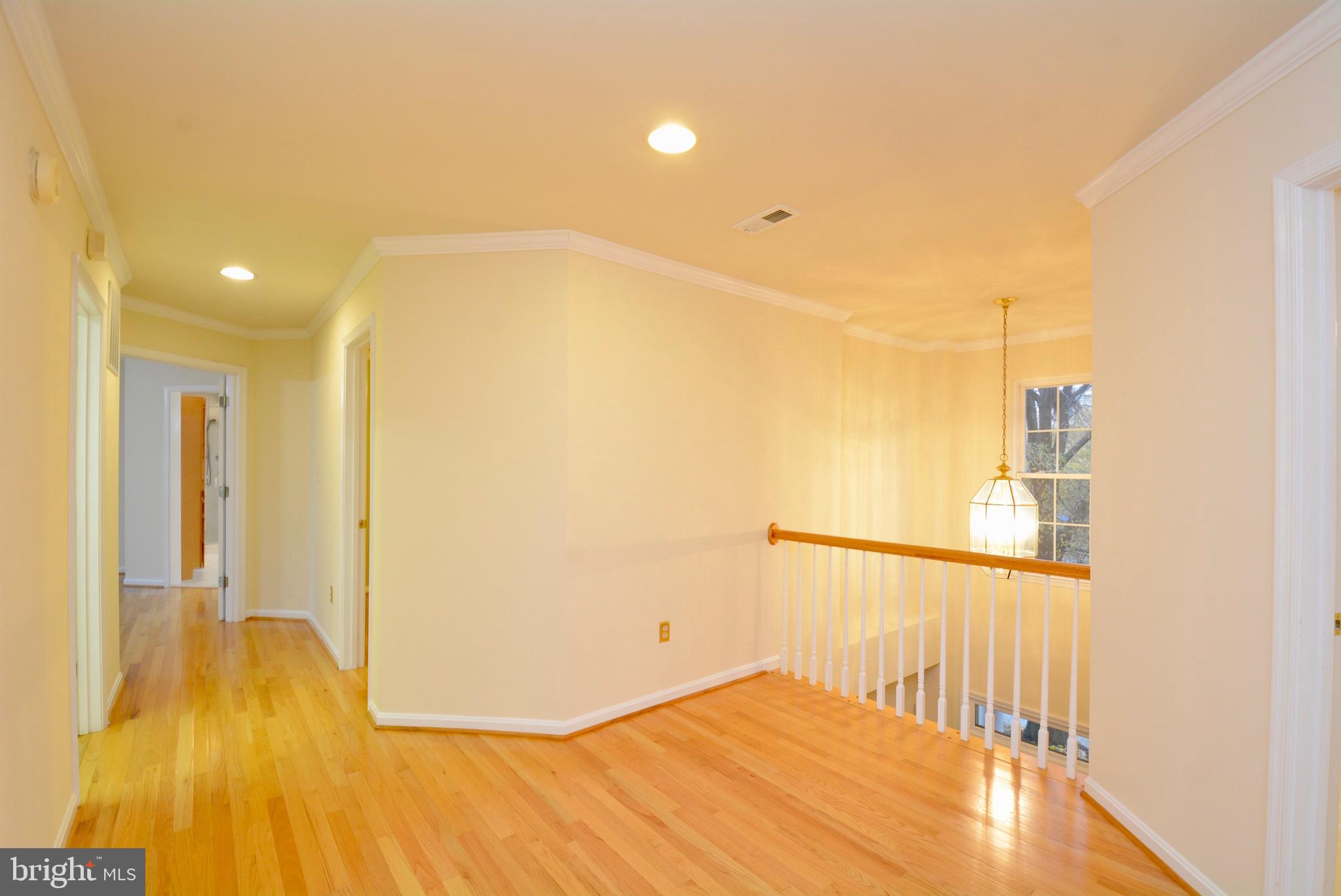 6153 Deer Ridge Trail Springfield, VA 22150 - Photo 23 of 58 Upstairs Hall