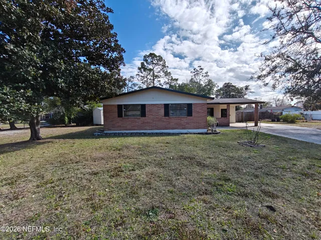 $1,775 | 588 Madeira Drive, Orange Park, FL 32073