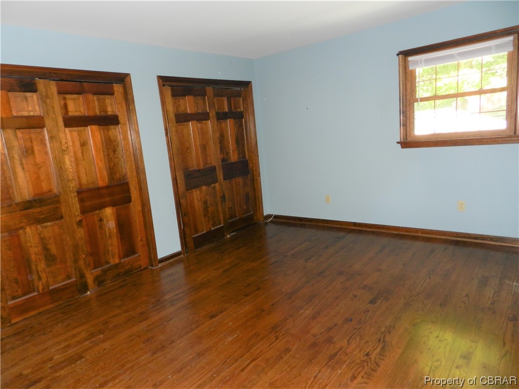 109 Macaulay Road Williamsburg, VA 23185 - Photo 37 of 50 Upper level primary bdrm w 2 double closets