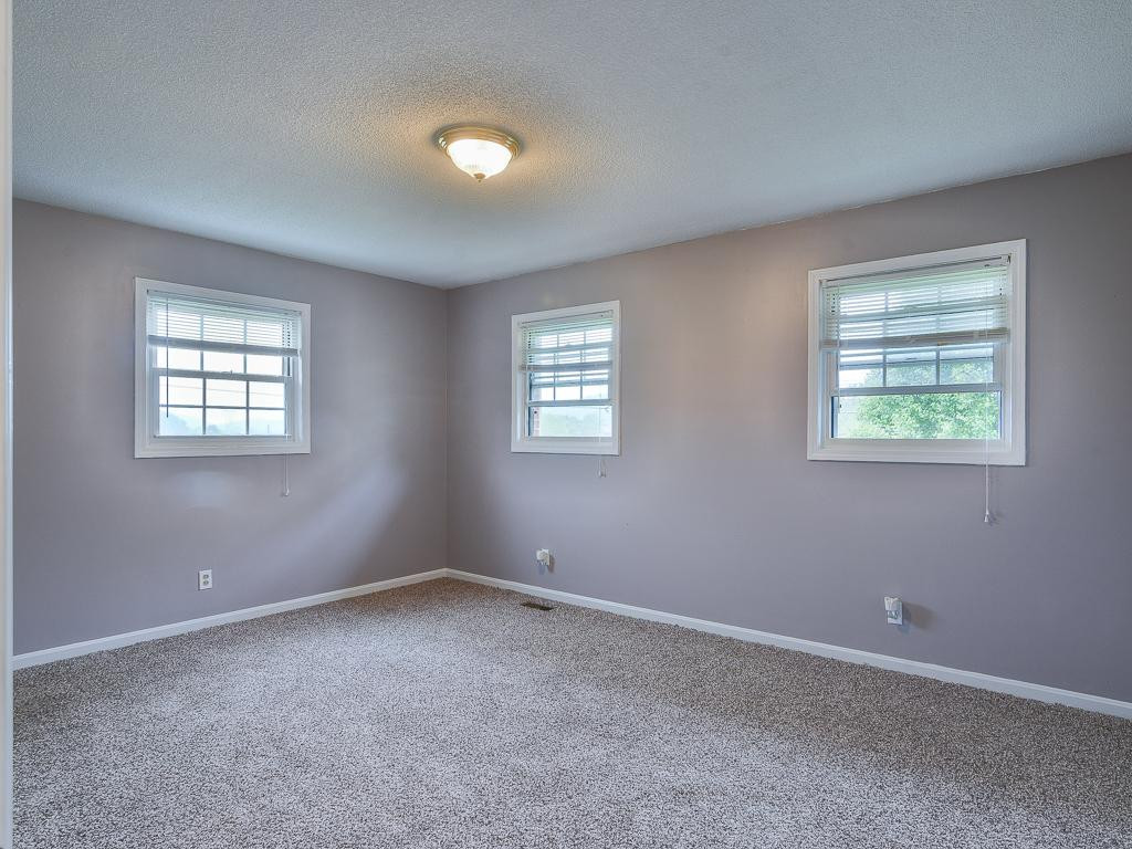 608 Walnut Grove Road Bluff City, TN 37618 - Photo 20 of 36 Bedroom 2