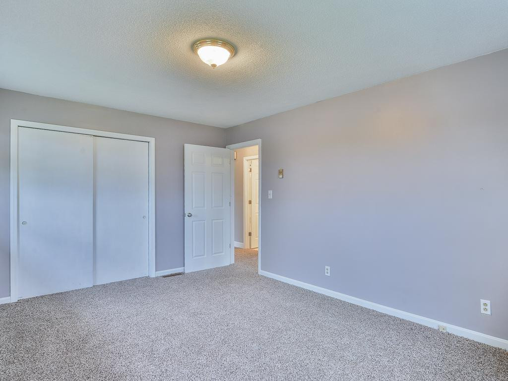 608 Walnut Grove Road Bluff City, TN 37618 - Photo 21 of 36 Bedroom 2