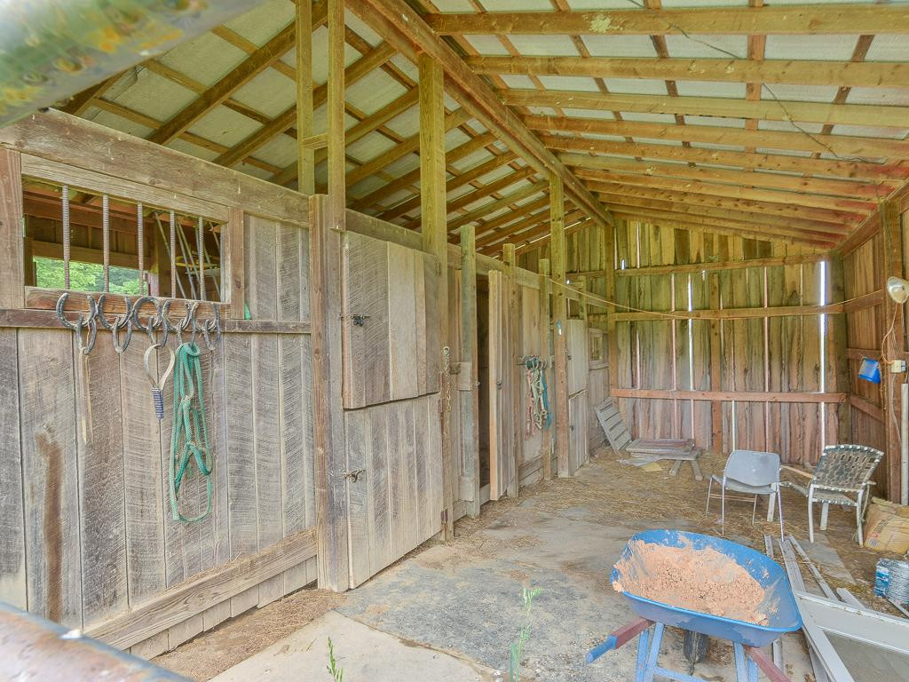 608 Walnut Grove Road Bluff City, TN 37618 - Photo 34 of 36 Photo 34