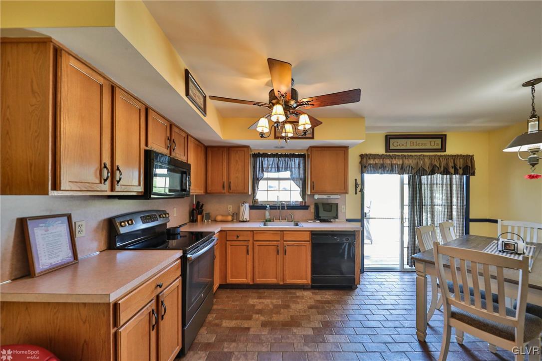 149 Forest Line Road Easton, PA 18045 - Photo 6 of 25 Kitchen and access to rear deck.