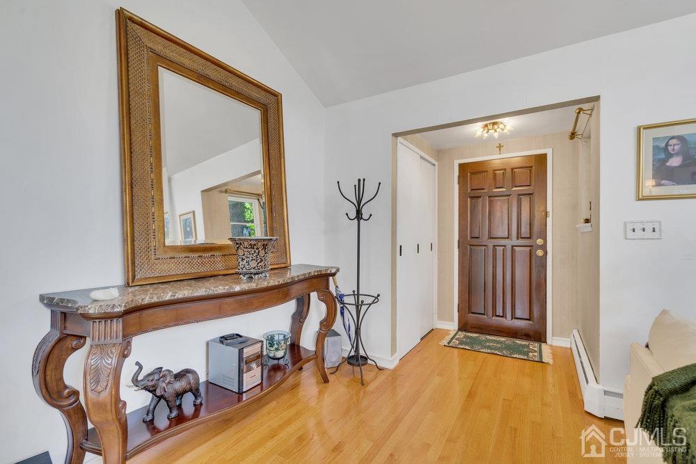 233 Amherst Avenue Colonia, NJ 07067 - Photo 11 of 56
